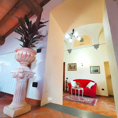 Palazzo Stiozzi Ridolfi Apartment *