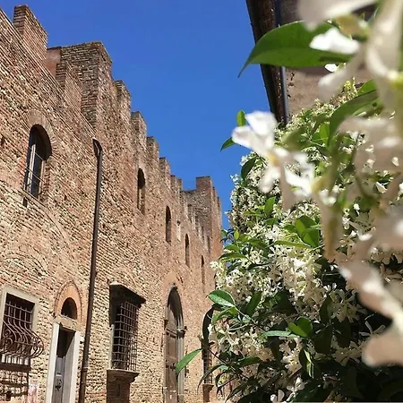Palazzo Stiozzi Ridolfi Apartment Certaldo