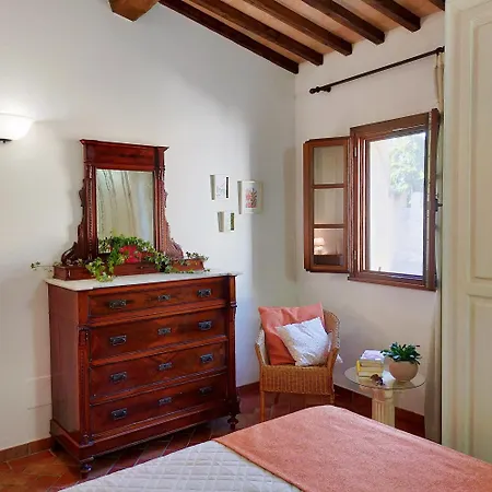 Palazzo Stiozzi Ridolfi Apartment *